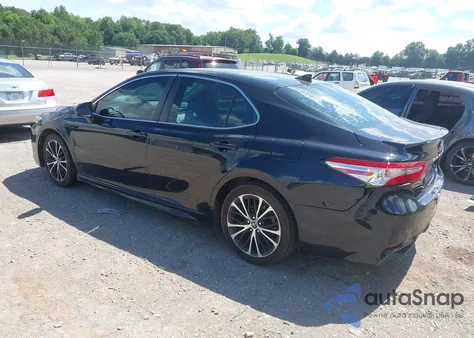 2020 Toyota Camry Se z USA, uszkodzony, nr VIN 4T1G11AK8LU309404